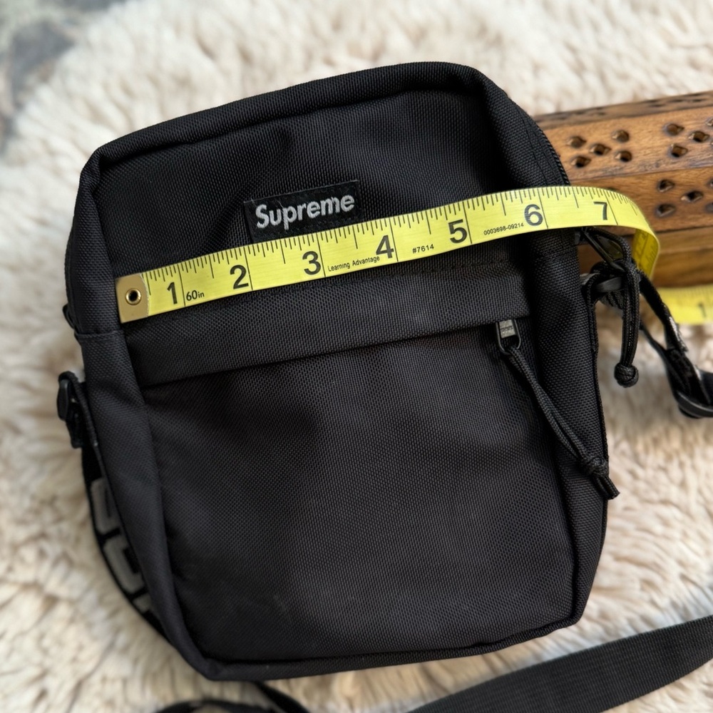 Supreme Cordura Black Crossbody Bag Unisex SS18 - Picture 10 of 13